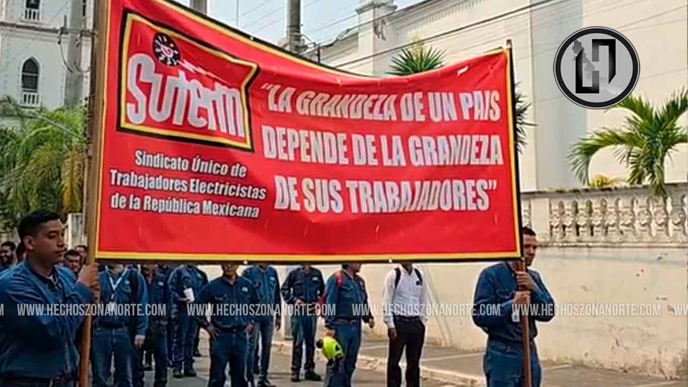 Trabajadores Electricistas de Tuxpan Marchan por Seguridad Laboral y Mejoras Sociales